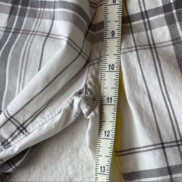 Cedar Wood State White Gray Plaid Capris Size 34 - Picture 8 of 9